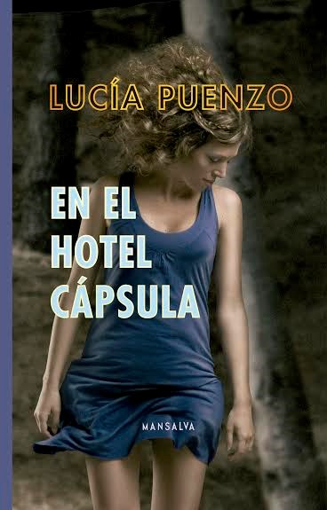 Papel EN EL HOTEL CAPSULA