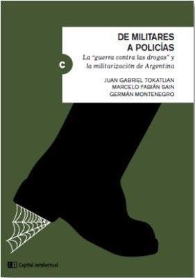Papel DE MILITARES A POLICÍAS
