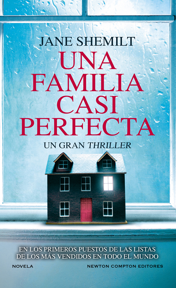 Papel Una Familia Casi Perfecta
