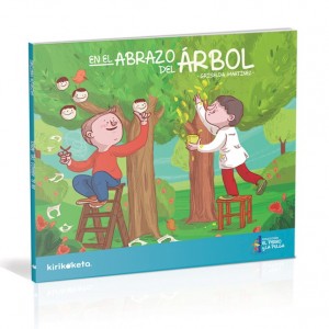 Papel En El Abrazo Del Arbol